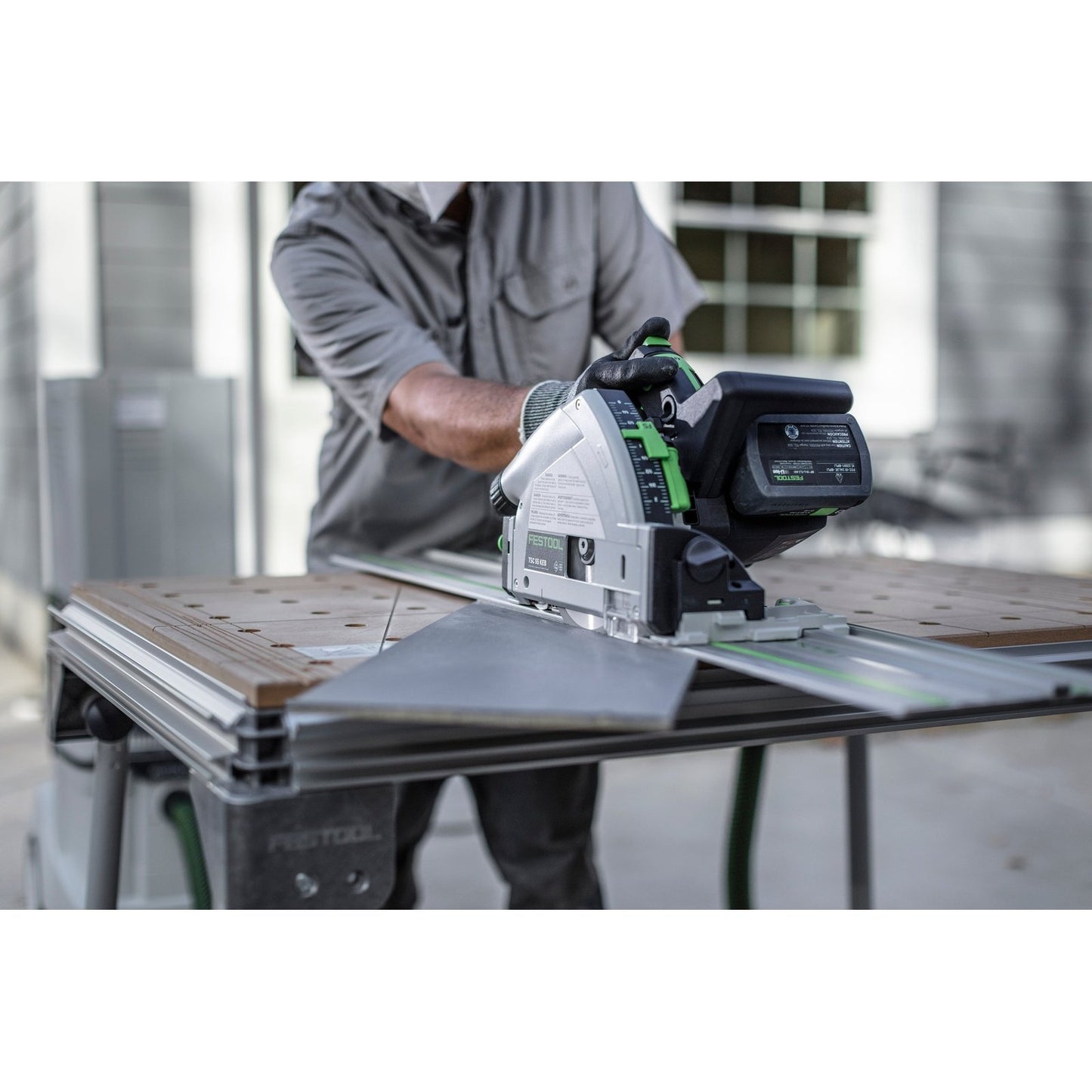 FESTOOL TSC 55 KEB CORDLESS PLUNGE SAW KIT WITH FS 1400 GUIDE RAIL 575464-4 tool-junction-nz