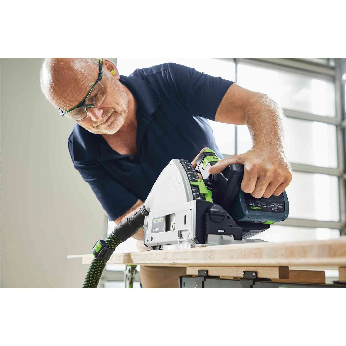 FESTOOL TSC 55 KEB CORDLESS PLUNGE SAW KIT WITH FS 1400 GUIDE RAIL 575464