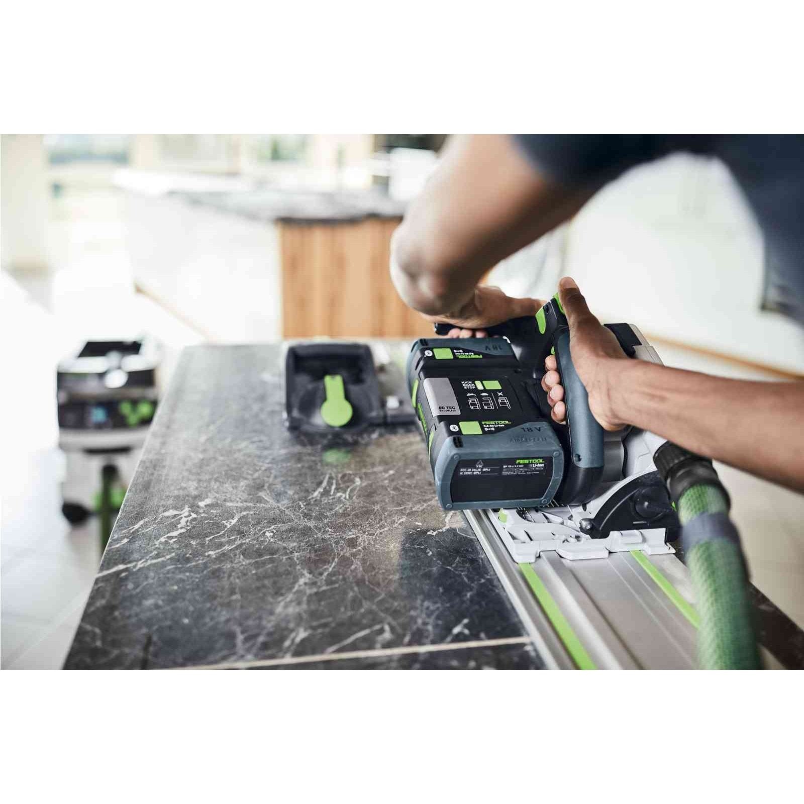 FESTOOL TSC 55 KEB CORDLESS PLUNGE SAW KIT WITH FS 1400 GUIDE RAIL 575464